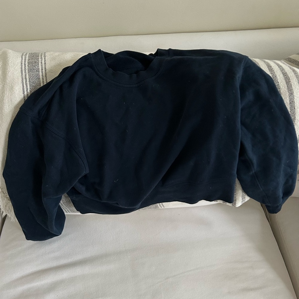 Lulu crop navy blue sweatshirt